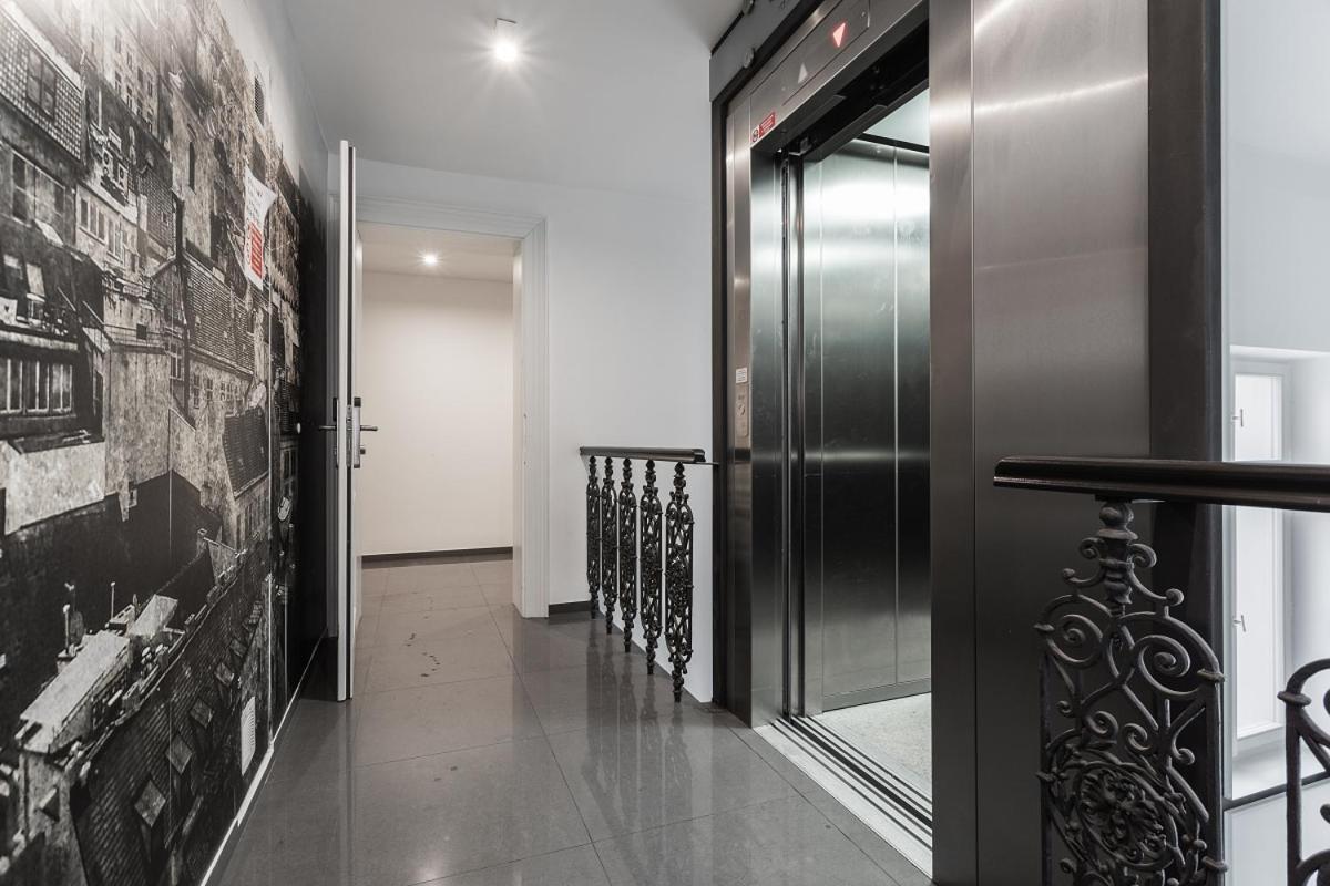 Modern Apartments Close To River Prag Exterior foto